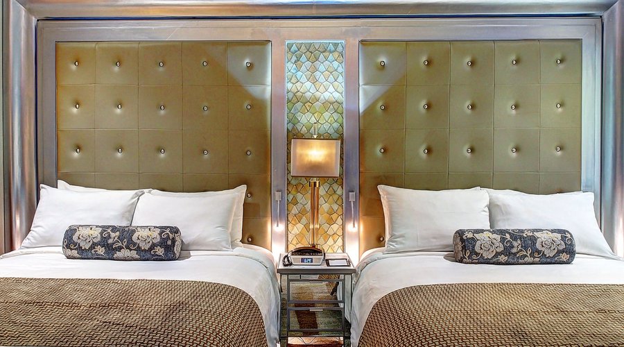 LEOPALACE HOTEL Medallion Room