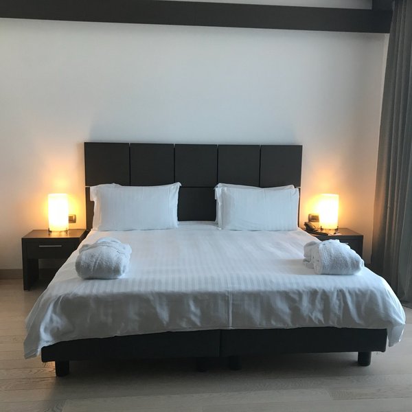 THE 10 CLOSEST Hotels to Nero 17, Novate Milanese