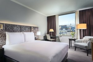 Room & Suite