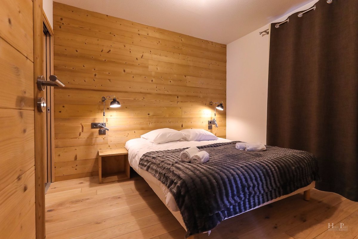 TERRESENS - Les Fermes du Mont Blanc Rooms: Pictures & Reviews ...