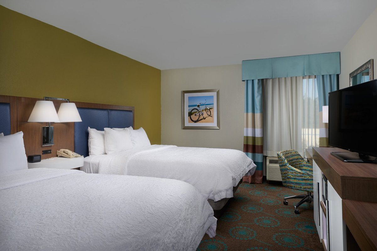 Hampton Inn Goldsboro Rooms: Pictures & Reviews - Tripadvisor