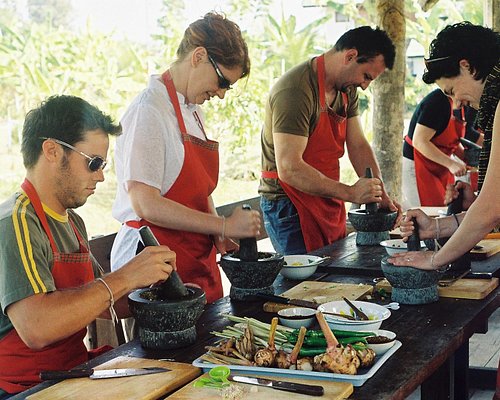 10 ชั้นเรียนสอนทำอาหารที่ดีที่สุดใน จังหวัดเชียงใหม่ - Tripadvisor 10 ชั้นเรียนสอนทำอาหารที่ดีที่สุดใน จังหวัดเชียงใหม่ - Tripadvisor