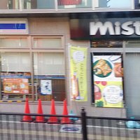 富田林駅前にあります