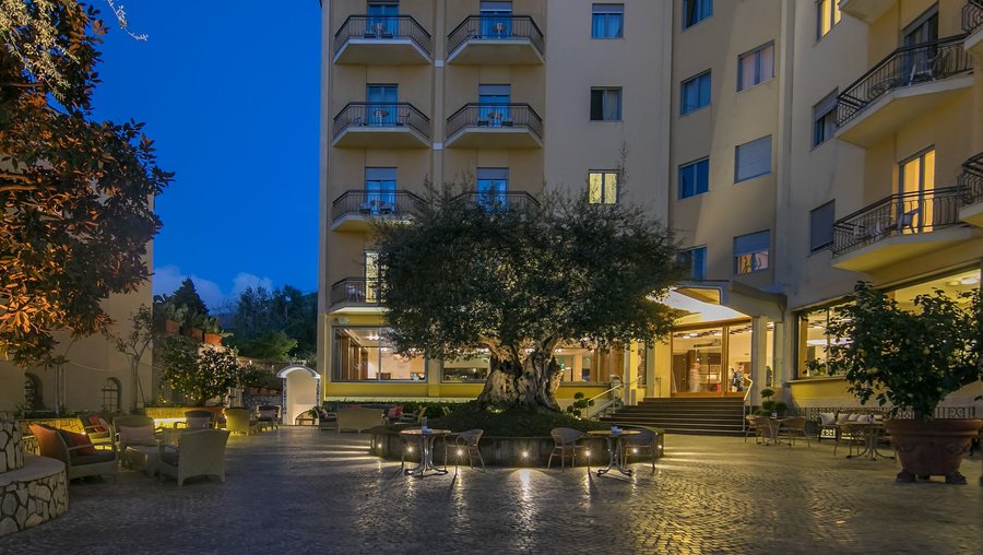 CONCA PARK HOTEL - Updated 2021 Prices, Reviews, and Photos (Sorrento ...