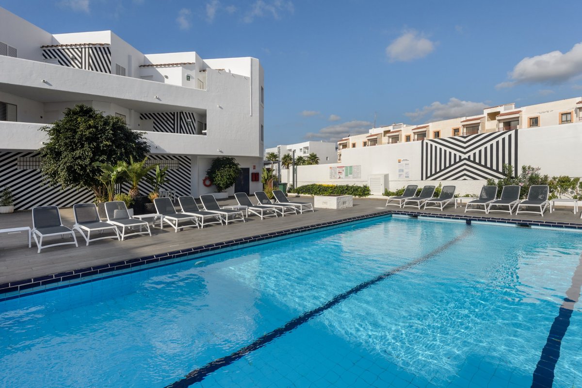 APARTHOTEL VIBRA MOGAMBO (AU$202): 2022 Prices & Reviews (Playa d'en ...