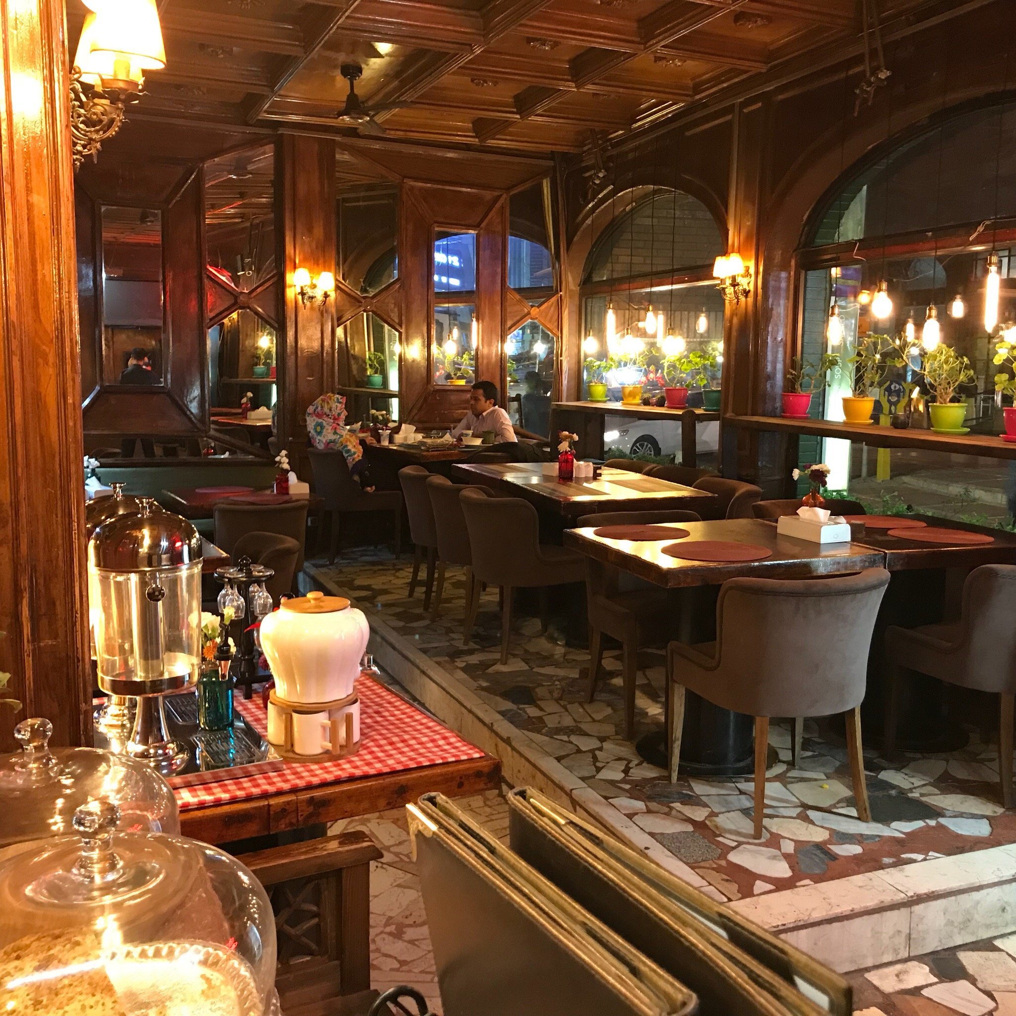 DOZOGHE, Tehran - Restaurant Reviews, Photos & Phone Number - Tripadvisor