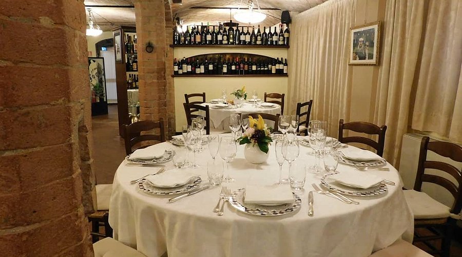 Ristorante Pavarotti I/S Ristorante Pavarotti I/S