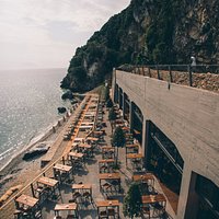 Gallaria | Το κάστρο του καλοκαιριού