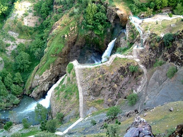 Shalmash Waterfall image