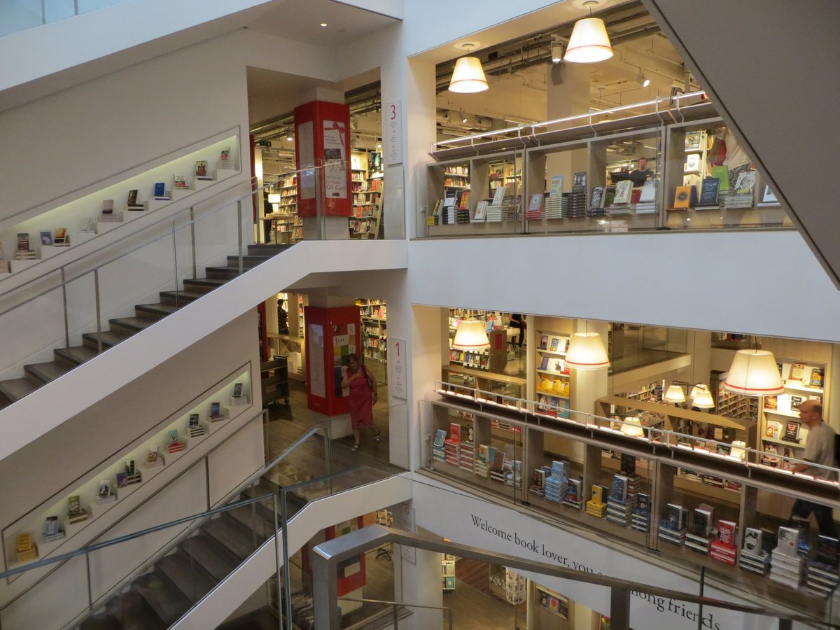 Foyles Bookshop, Лондон: лучшие советы перед посещением - Tripadvisor