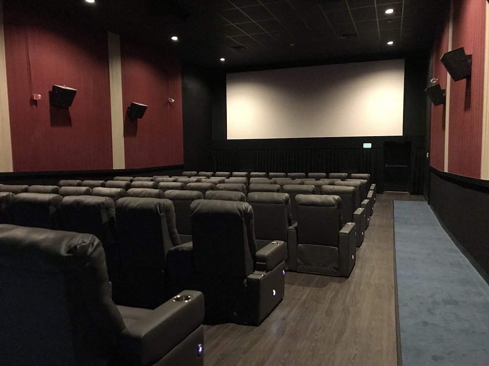 Cinema well