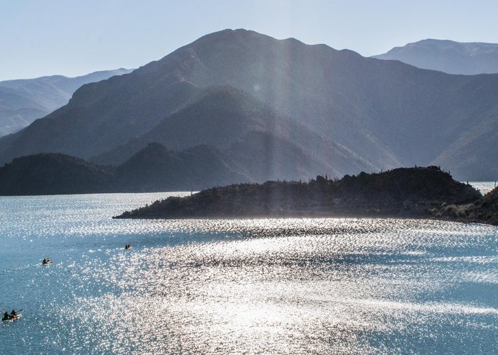 Travesía Kayak Puclaro donde conocerás la historia, flora y fauna , junto a increíbles panorámic