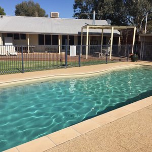 Carinya Cabins & Caravan Park
