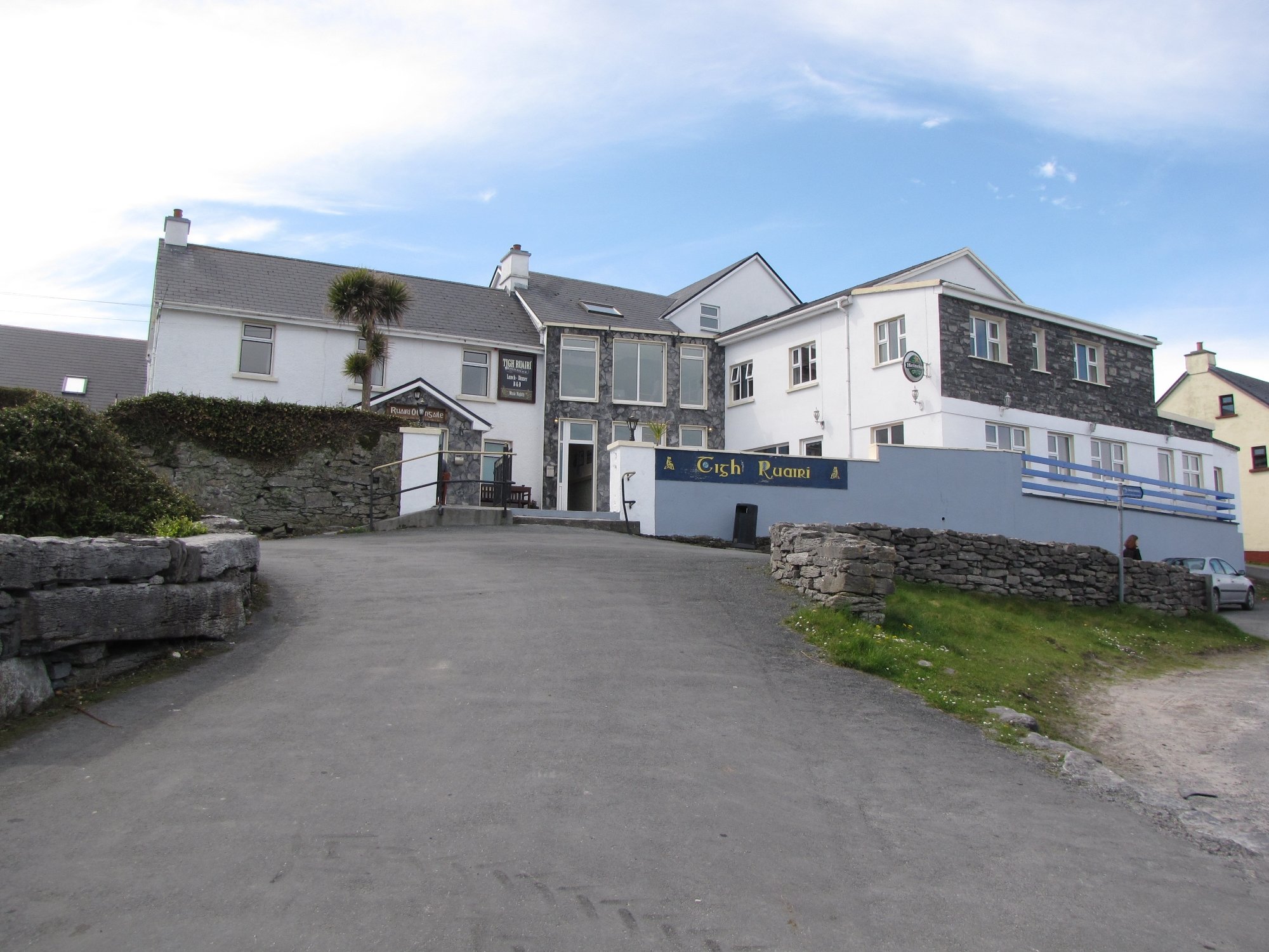 TIGH RUAIRI (ROARY'S): 2022 Reviews (Inisheer, Ireland) - Photos Of B&B ...