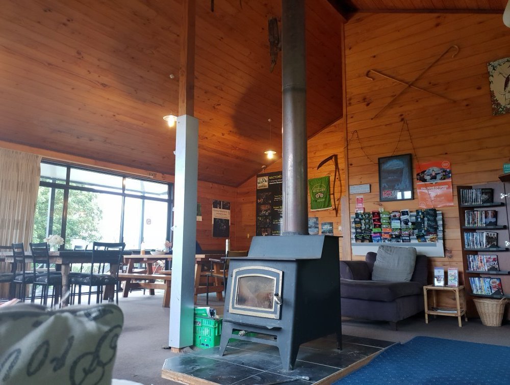 YHA Waitomo Juno Hall by null