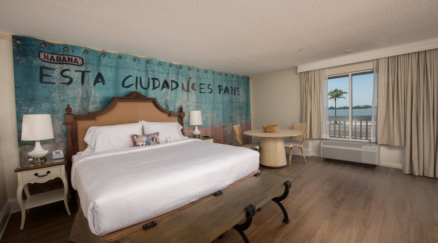 King Bed Room, Gulf View