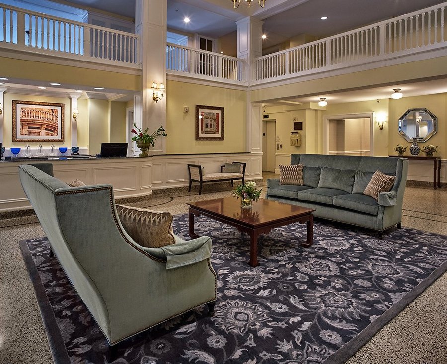 Hotel 24 South 99 1 2 1 Updated 2020 Prices Reviews Staunton Va Tripadvisor