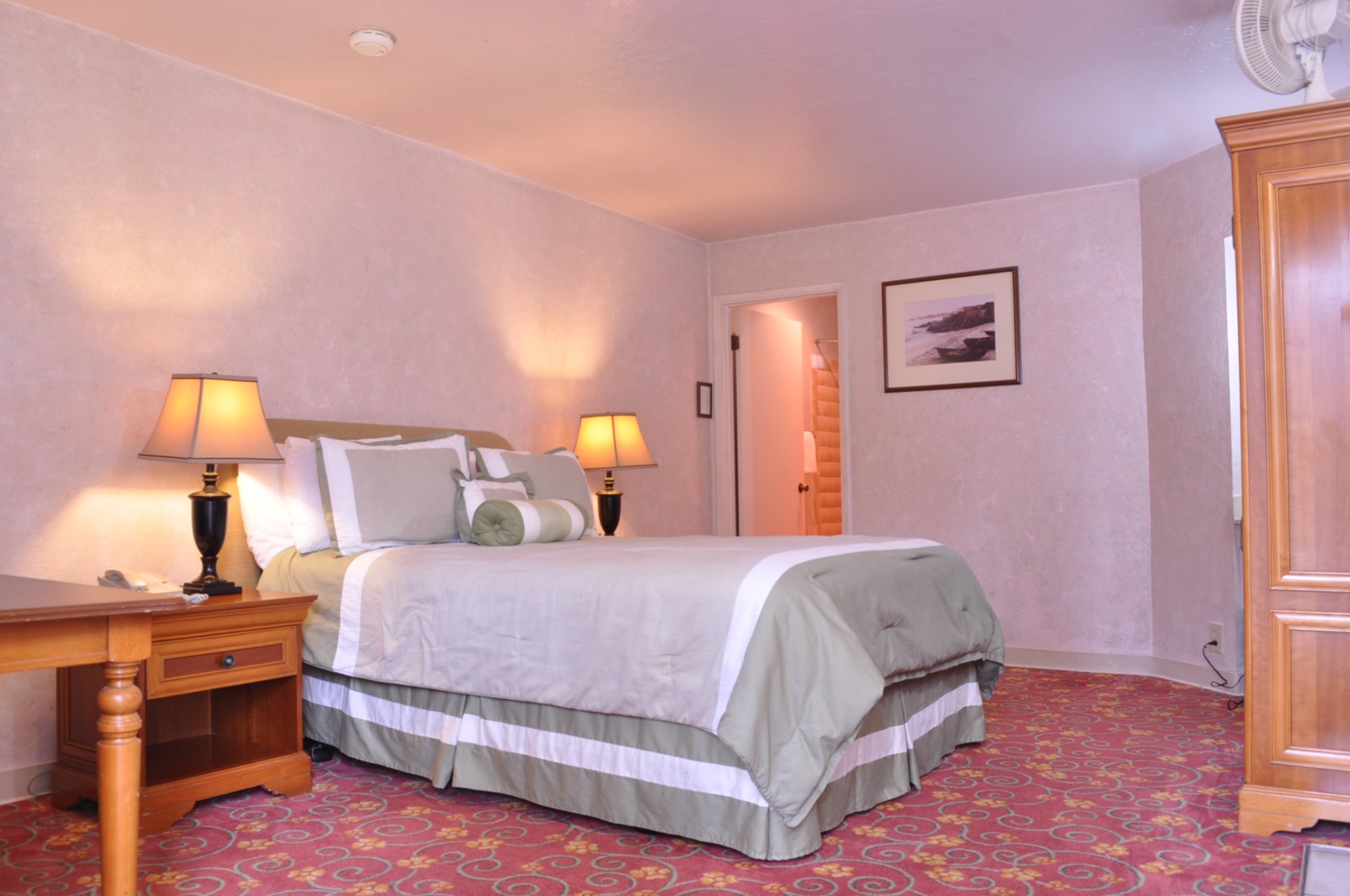 CARMEL RESORT INN $109 ($̶1̶2̶6̶) - Updated 2023 Prices & Reviews - CA