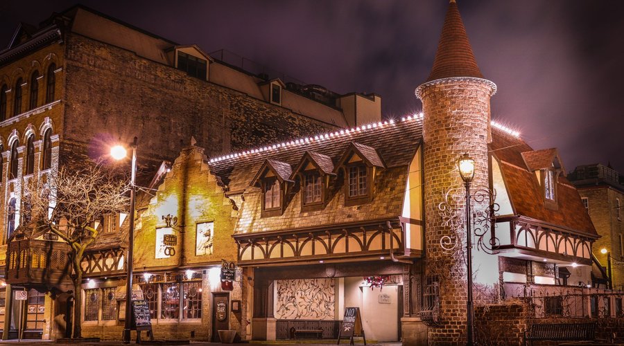 Mader's Castel