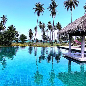Club Agutaya Resort in Palawan Island, image may contain: Hotel, Resort, Pool, Summer