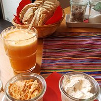 Aufstriche und Bauernbrot