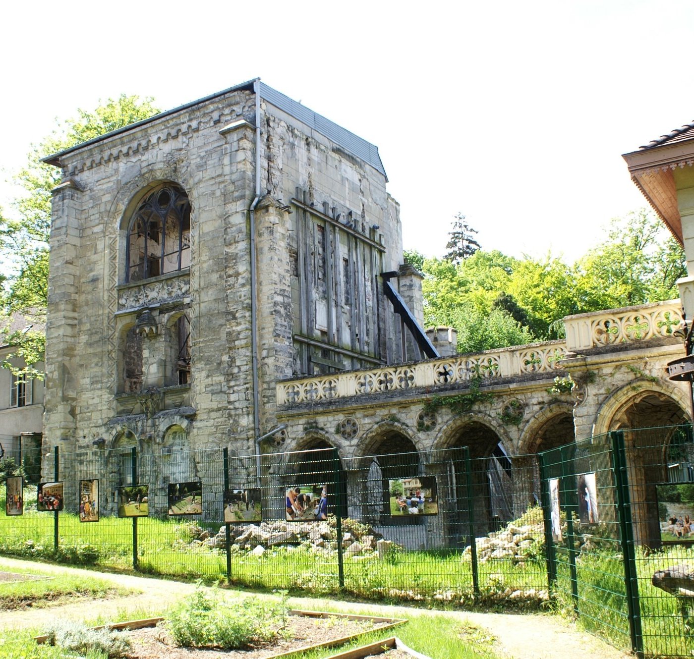 Prostitutes in Saint-Maur-des-Fossés