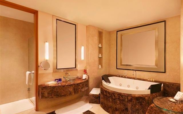 Presidential Suite Bathroom