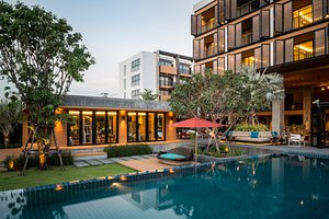 The Silver Palm Wellness Resort in Bangkok
