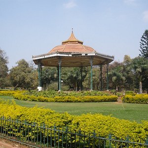 places to visit near lalbagh bangalore