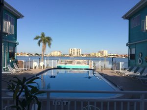Pool & Beach