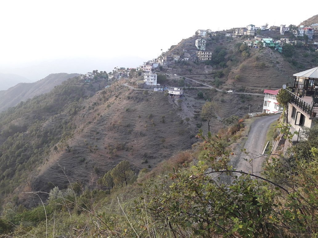 hp tourism hotel in kasauli