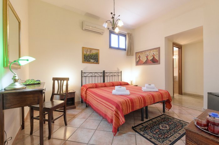 NONNA GERMINA - Prices & B&B Reviews (Roccalumera, Sicily, Italy)