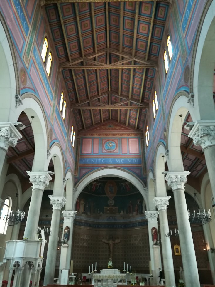 Parrocchia Dei Sacri Cuori Di Gesù E Maria Parrocchia Sacro Cuore di Gesù (Molfetta) - Alles wat u moet weten