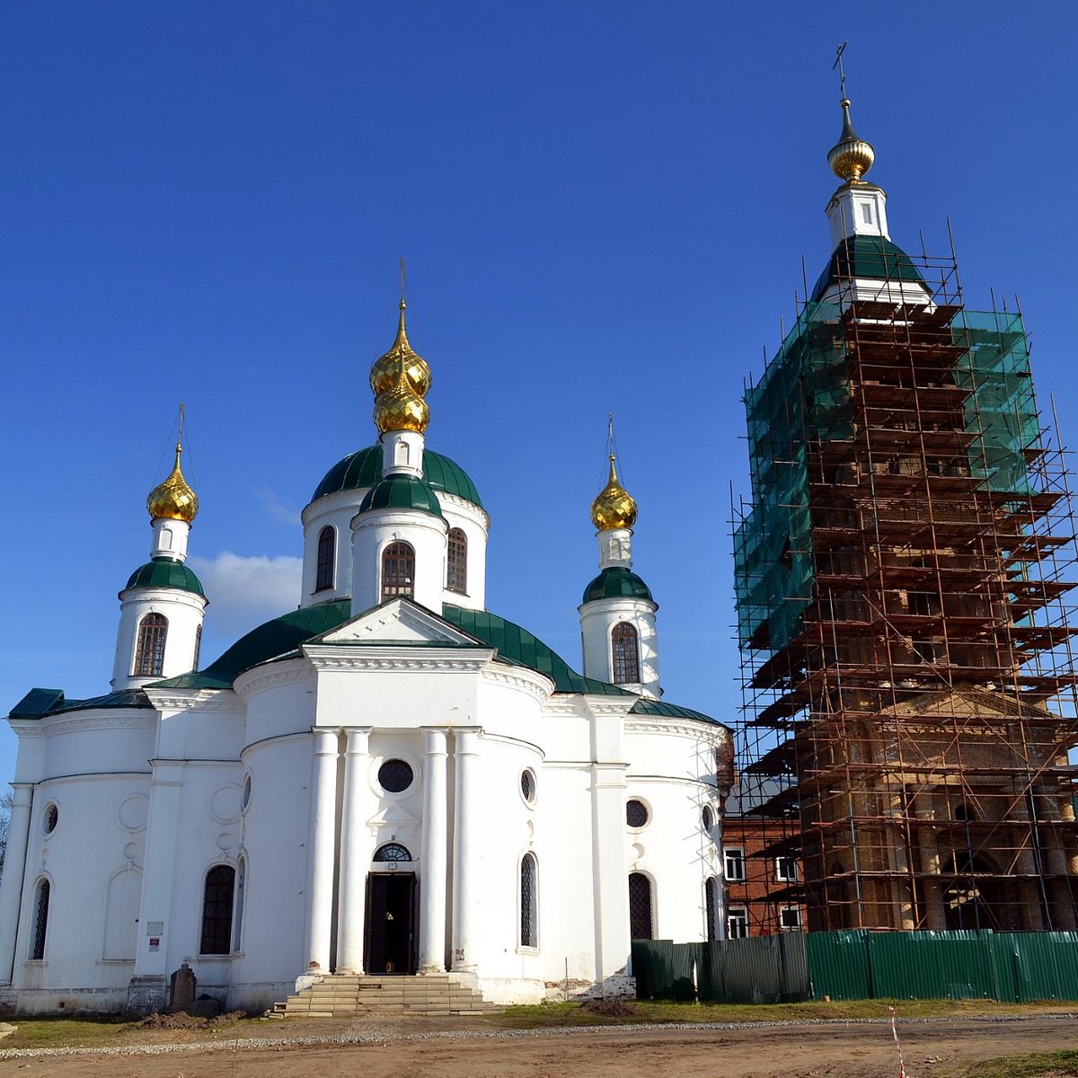 Богоявленский монастырь москва