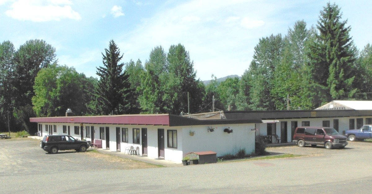 CATALINE MOTEL & RV PARK - Campground Reviews (South Hazelton, British ...