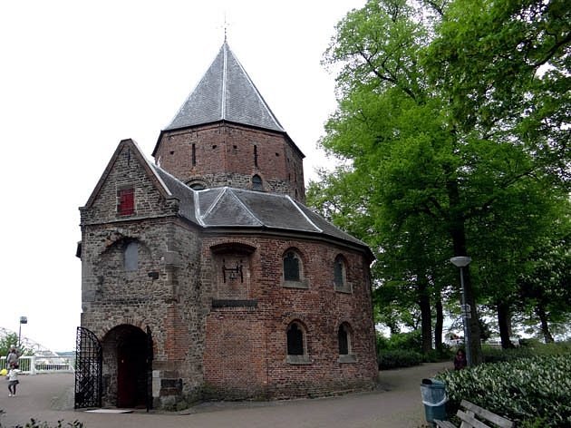 Rijksmonument Valkhofkapel of Sint-Nicolaaskapel image
