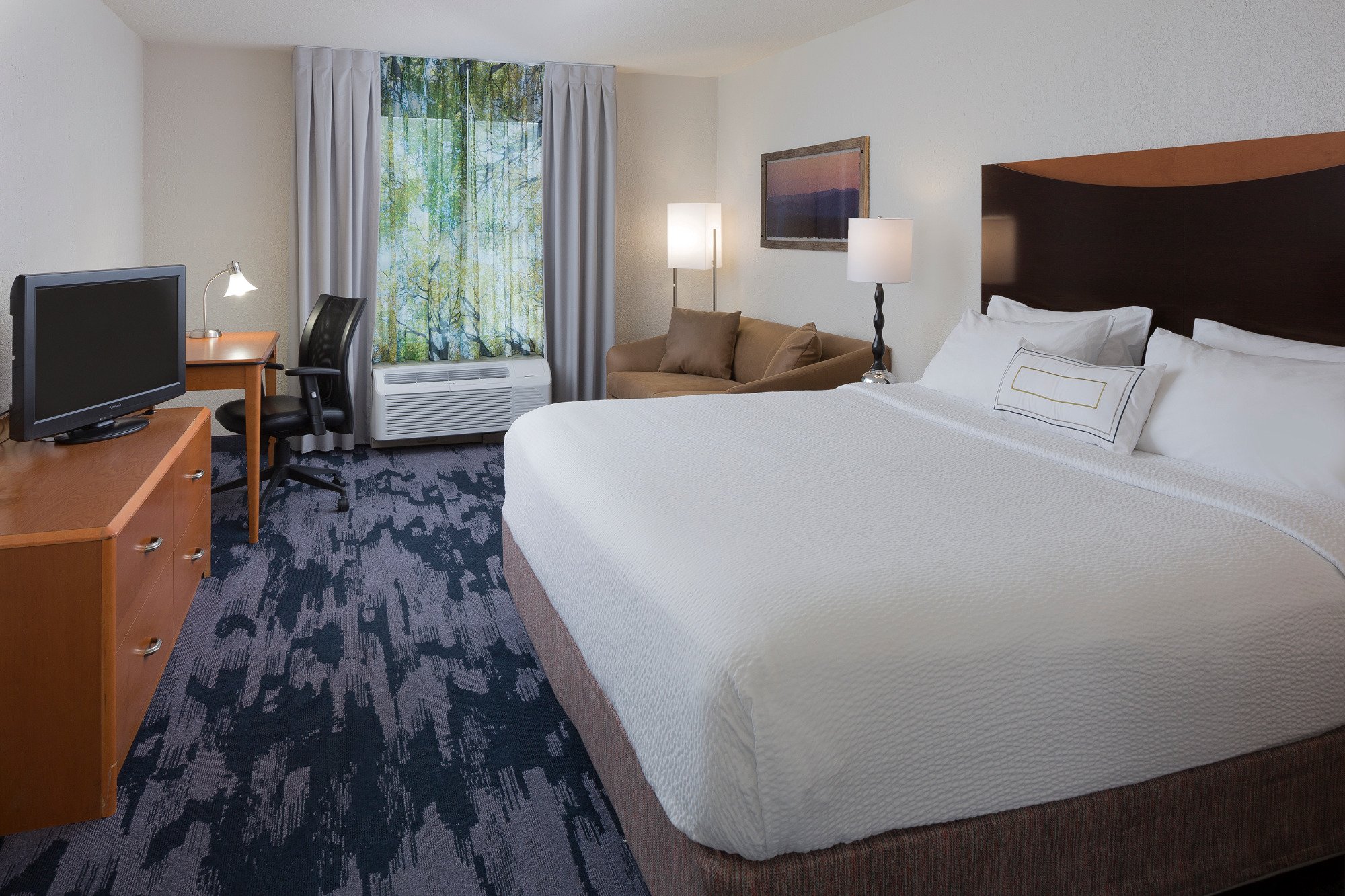 Hotel photo 34 of Fairfield Inn & Suites Orlando Lake Buena Vista.