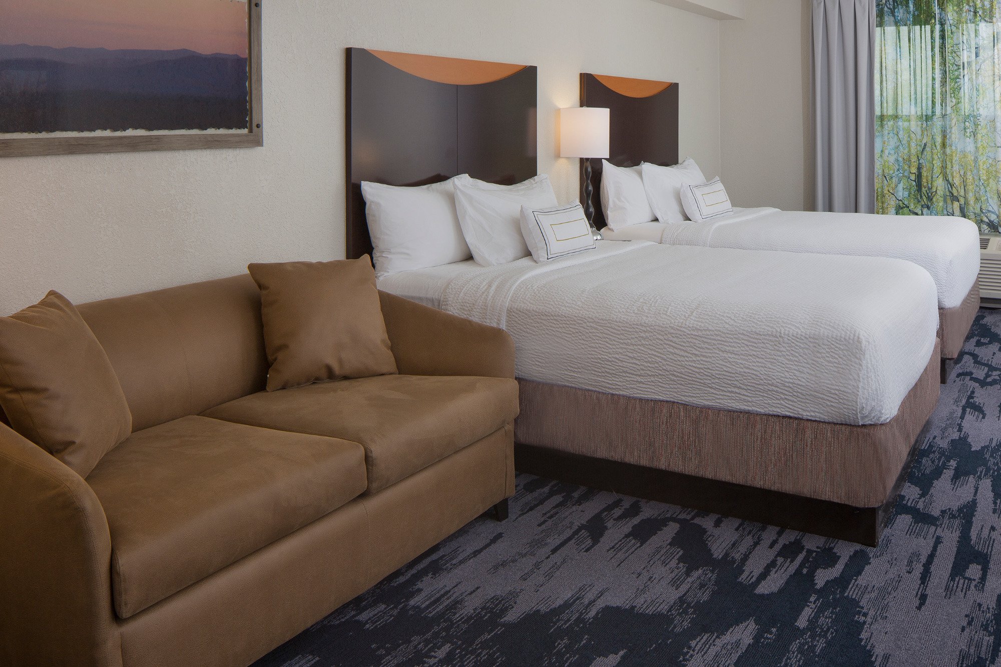 Hotel photo 21 of Fairfield Inn & Suites Orlando Lake Buena Vista.
