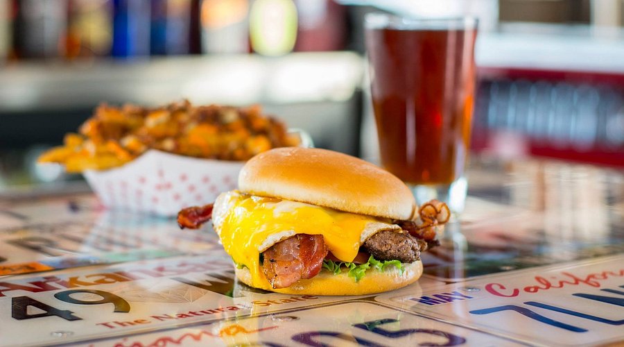 Smitty's Garage Burgers & Beer