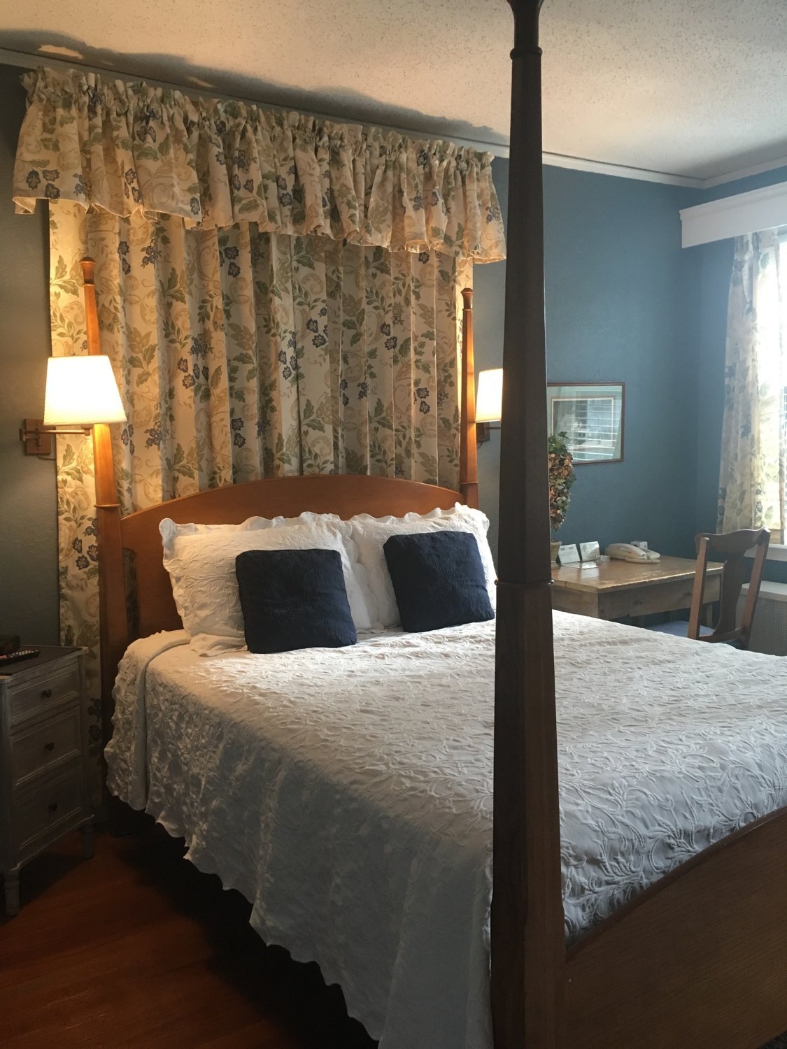 BROWN STREET INN - Updated 2024 Prices & B&B Reviews (Iowa City)