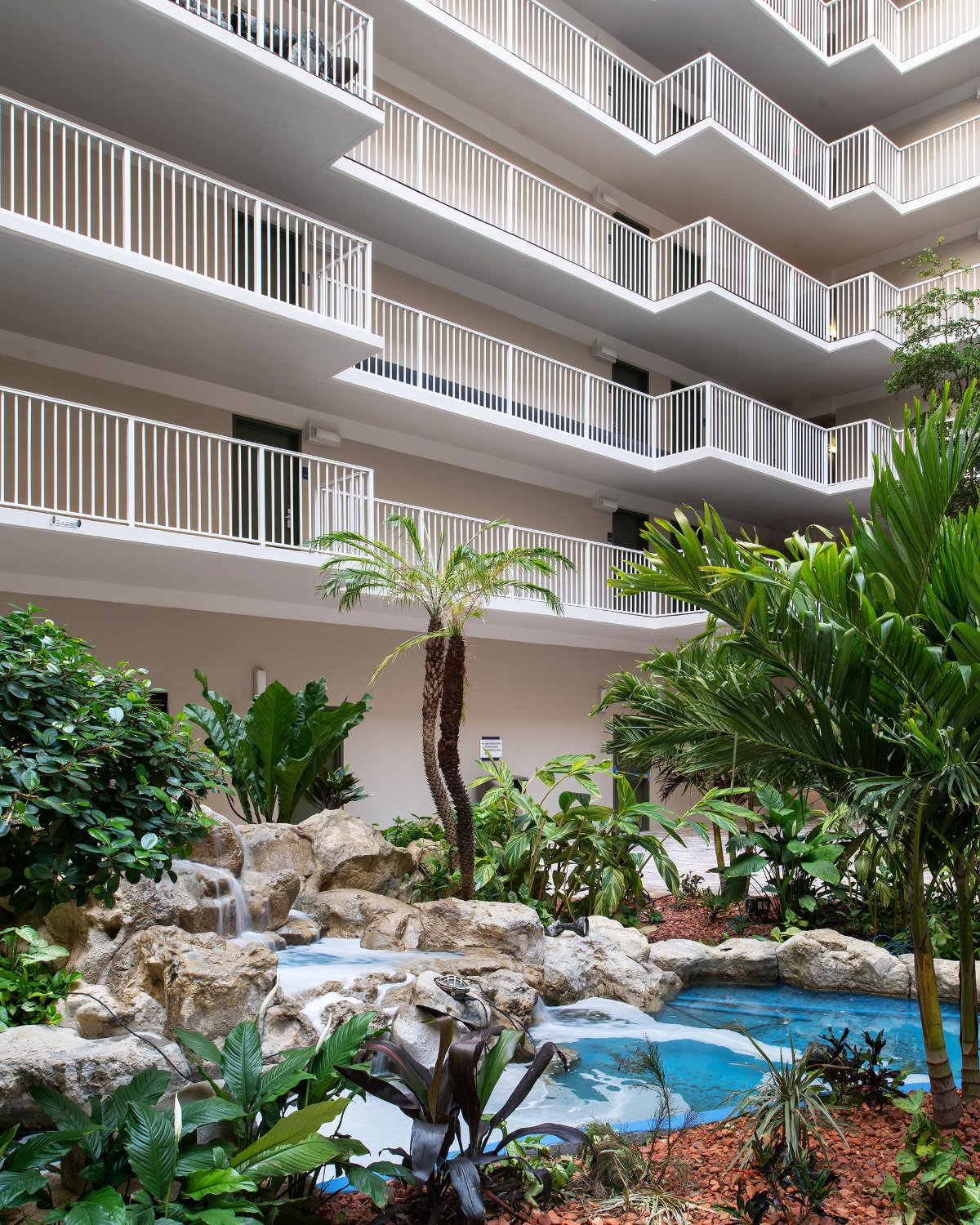 Hotel photo 5 of Avanti Palms Resort and Conference Center.