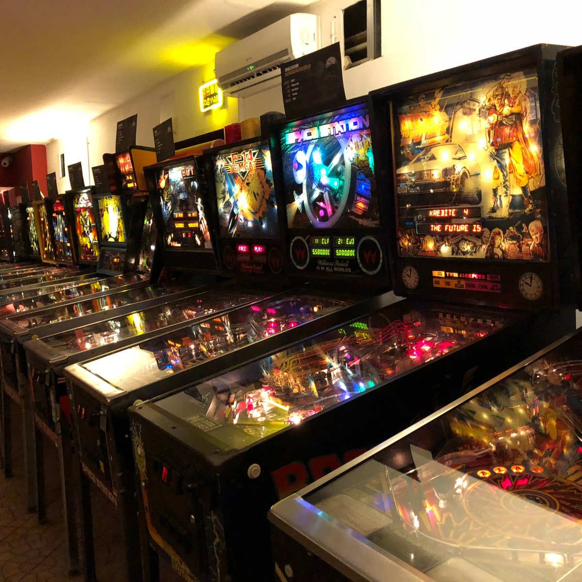 Pinball museum revives American arcades - The Columbian