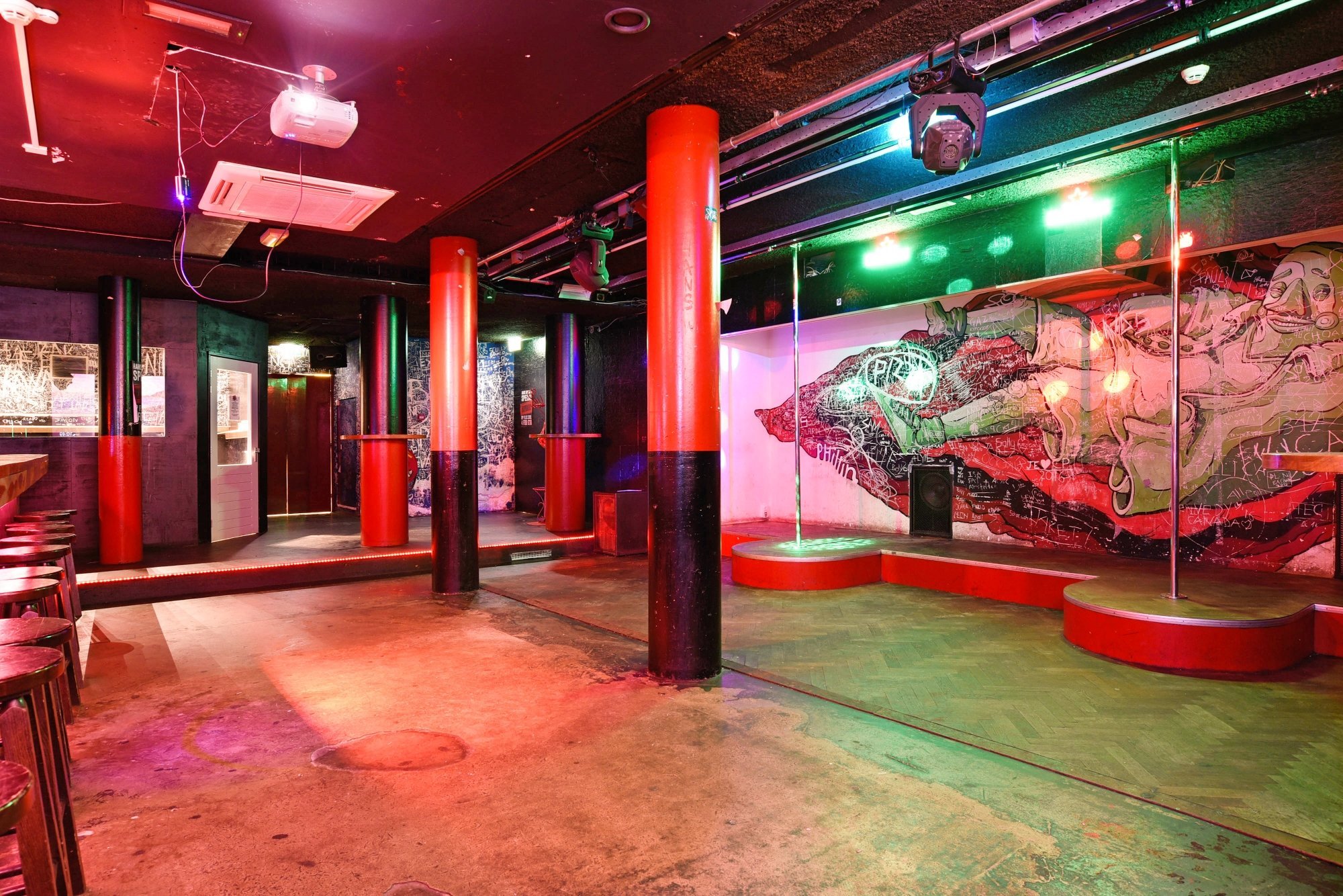Hans Brinker Budget Hostel by null