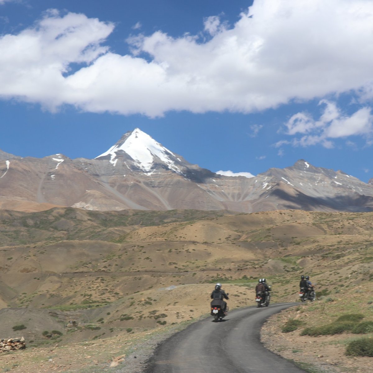 mOtOsAgA Himalayan Motorbike Tours (Manali Tehsil) - All You Need to ...