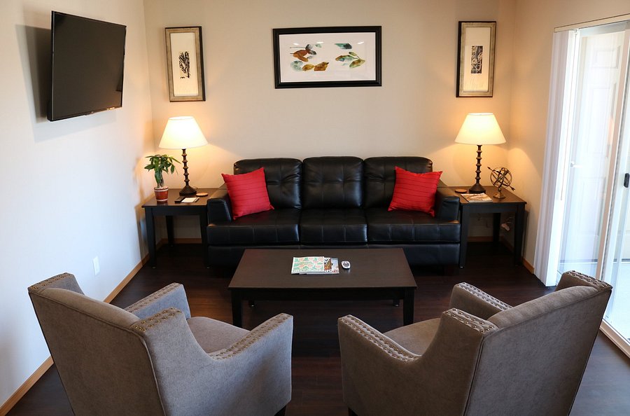AUTUMN LEAF FURNISHED APARTMENTS - Prices & Condominium Reviews (Airway Heights, WA) - Tripadvisor