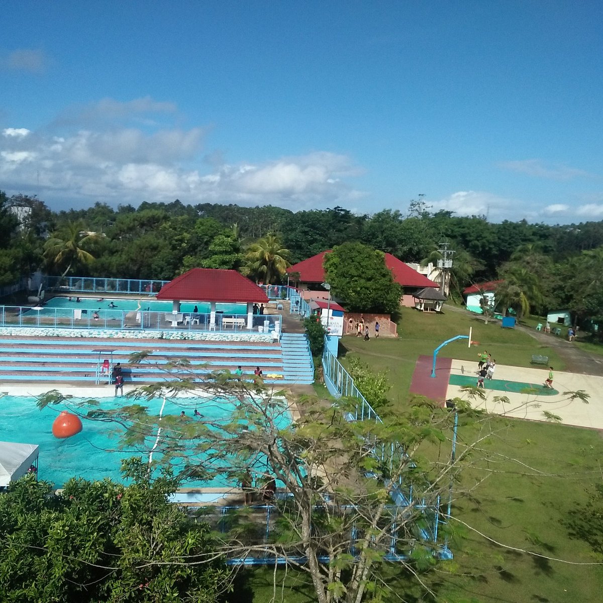 caliraya hilltop resort