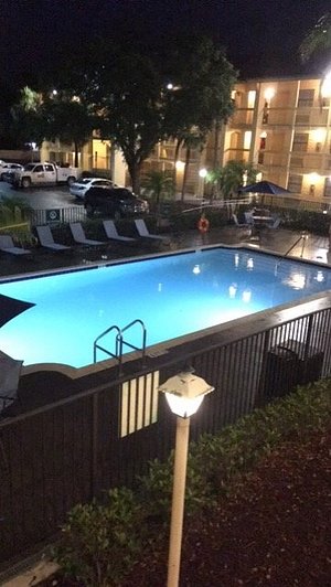 LA QUINTA INN BY WYNDHAM EAST DEERFIELD BEACH - BOCA RATON - Hotel ...