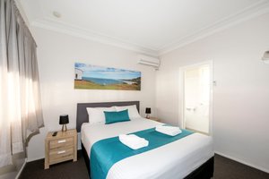 Room & Suite