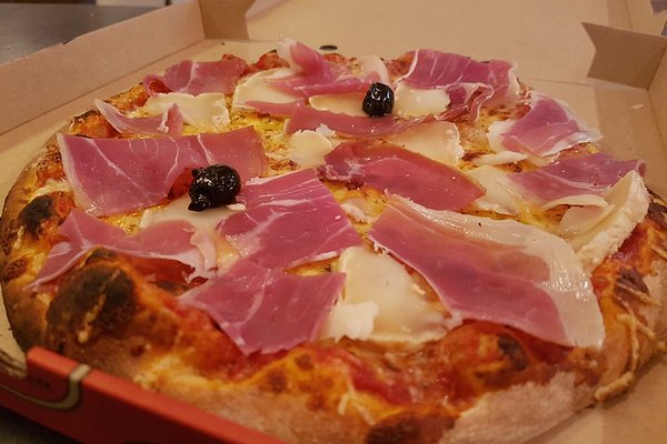 Pizza Siciliana - Picture of La siciliana, Corsica - Tripadvisor