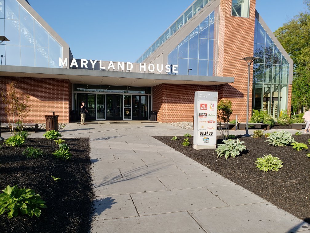 Maryland House Travel Plaza